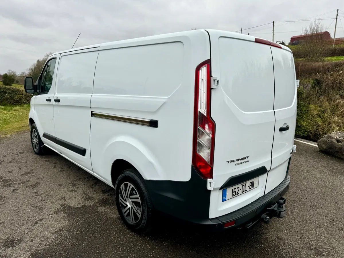 Late 2015 Ford Transit Custom Trend (IRISH REG) - Image 4