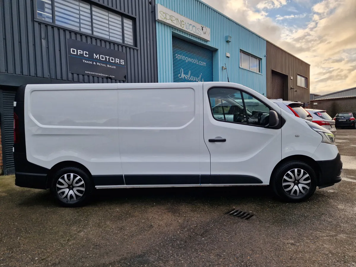 Renault Trafic 2.0 Business + NEW CVRT - Image 3