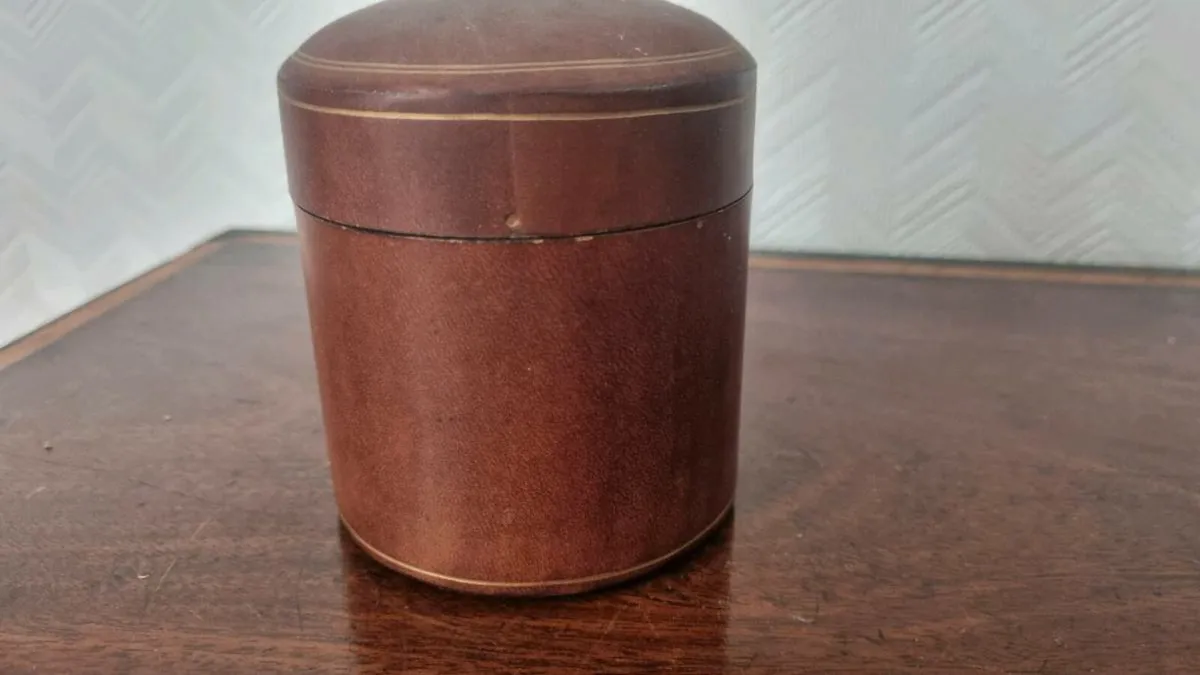 Vintage Italian Leather Round Box - Image 2