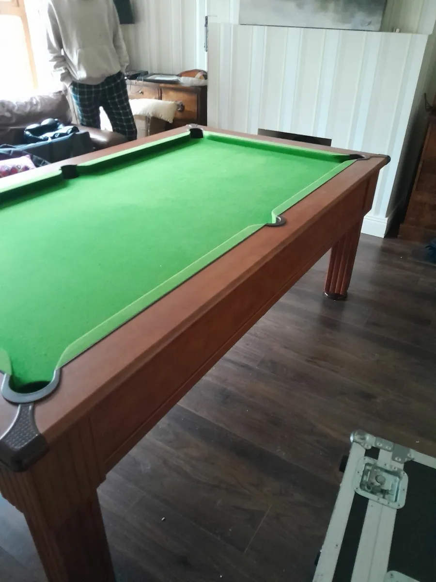 Pool table - Image 2