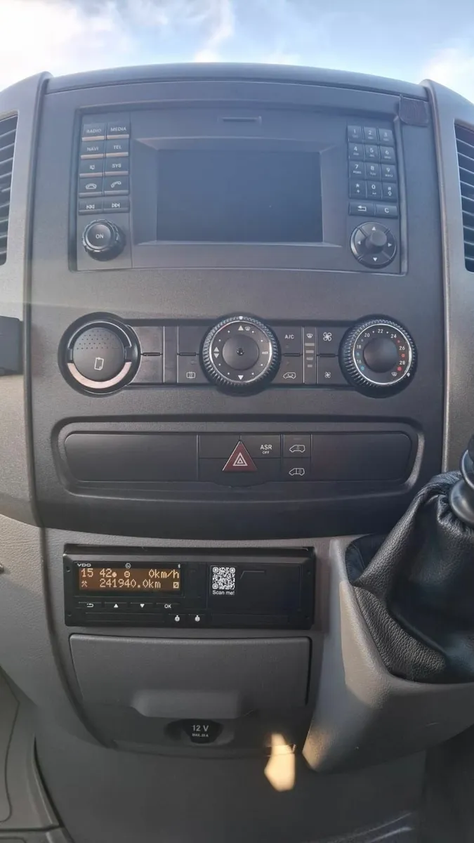 Mercedes-Benz Sprinter 2016 316 CDI 4X4 MWB - Image 3