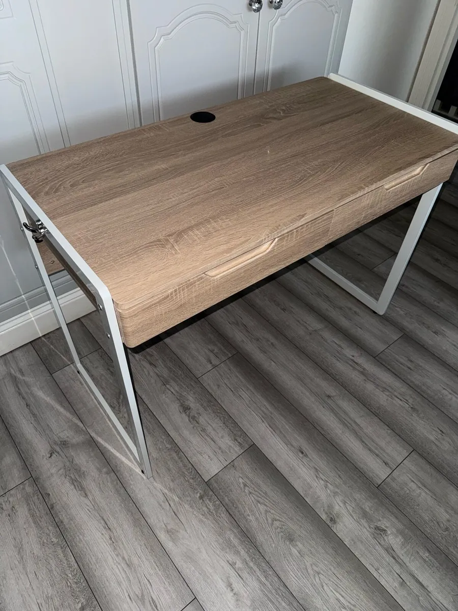Office desk brand new - Image 1
