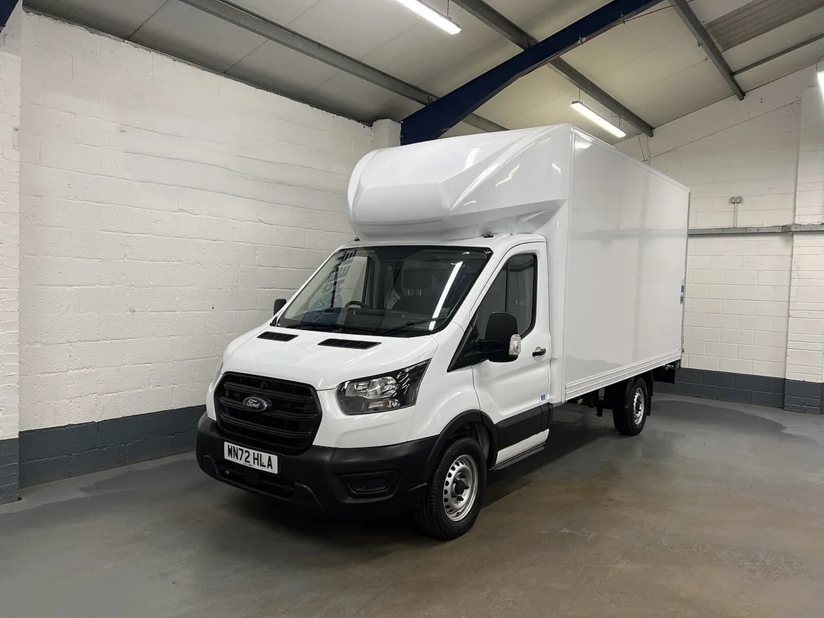 2023 Ford Transit Luton Box Van - Image 3