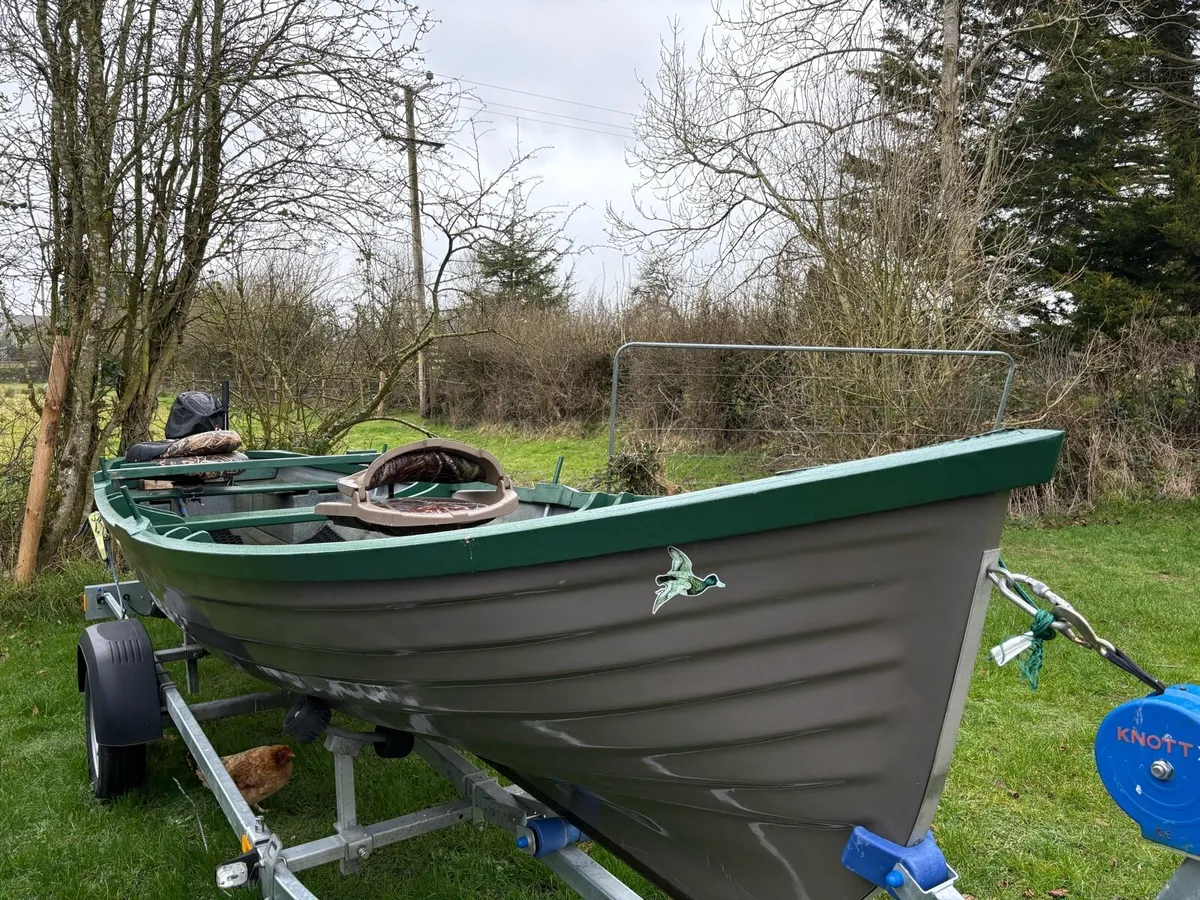 Lynch lake boat - Image 3