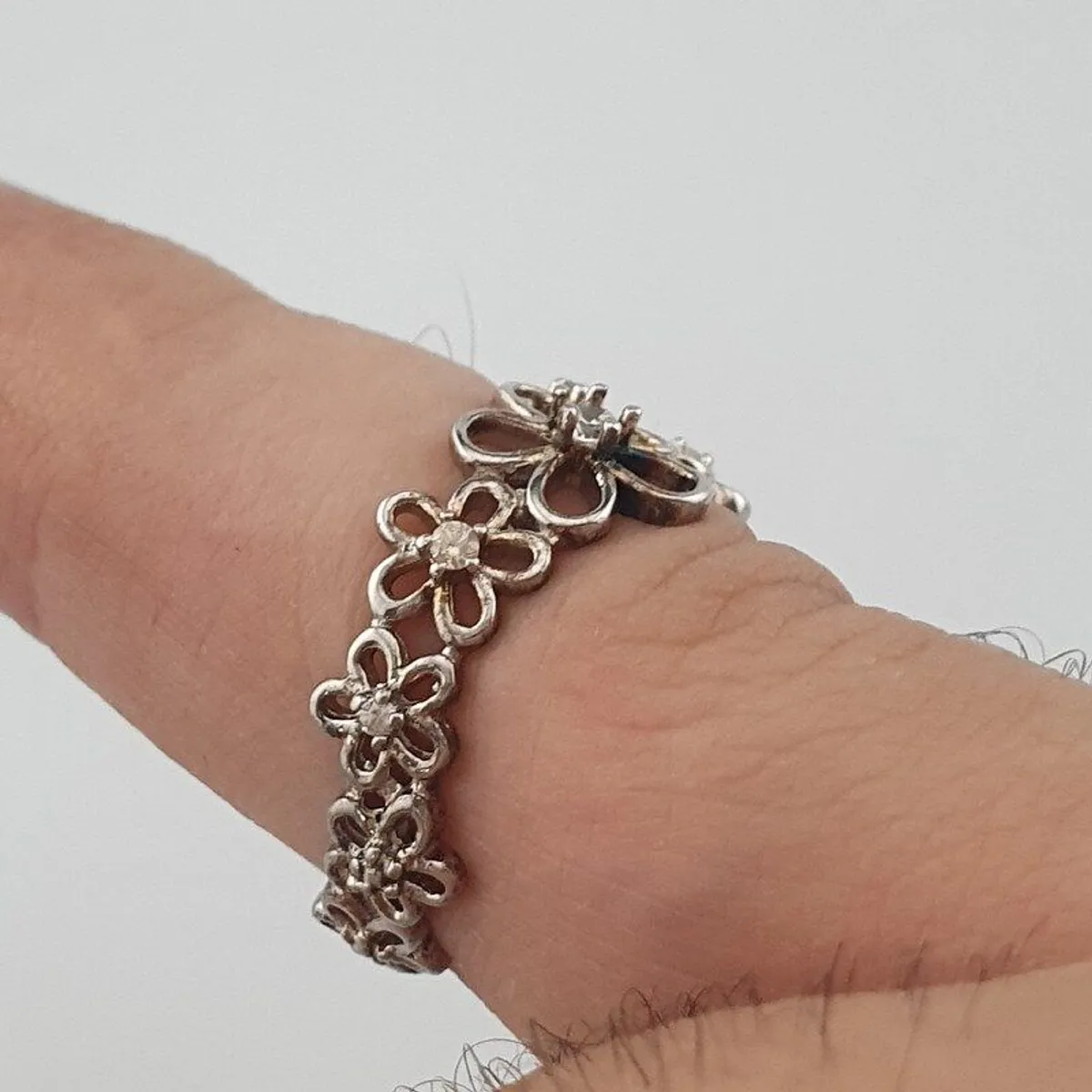 Delicate Floral Design 925 Sterling Silver Ring - Image 4