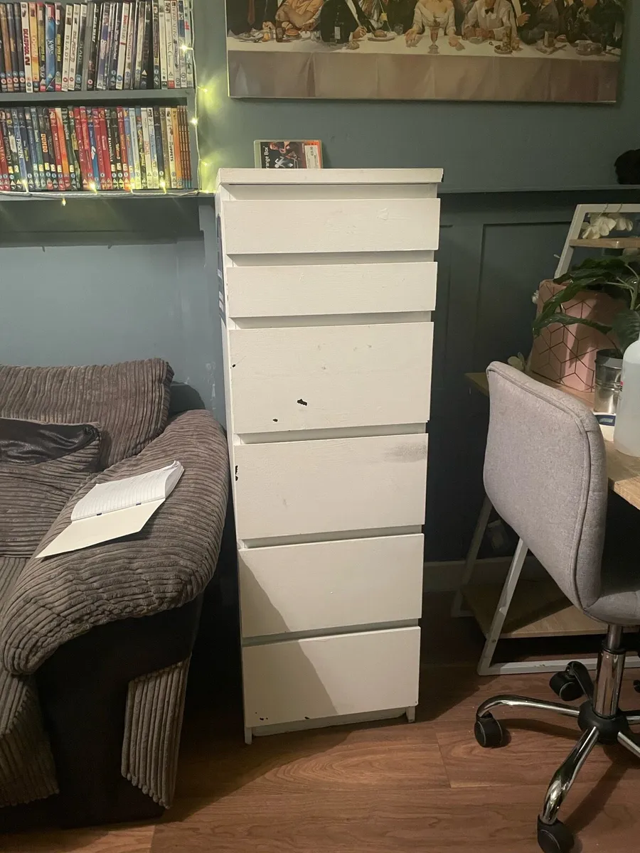 Chest of Drawers - Image 1