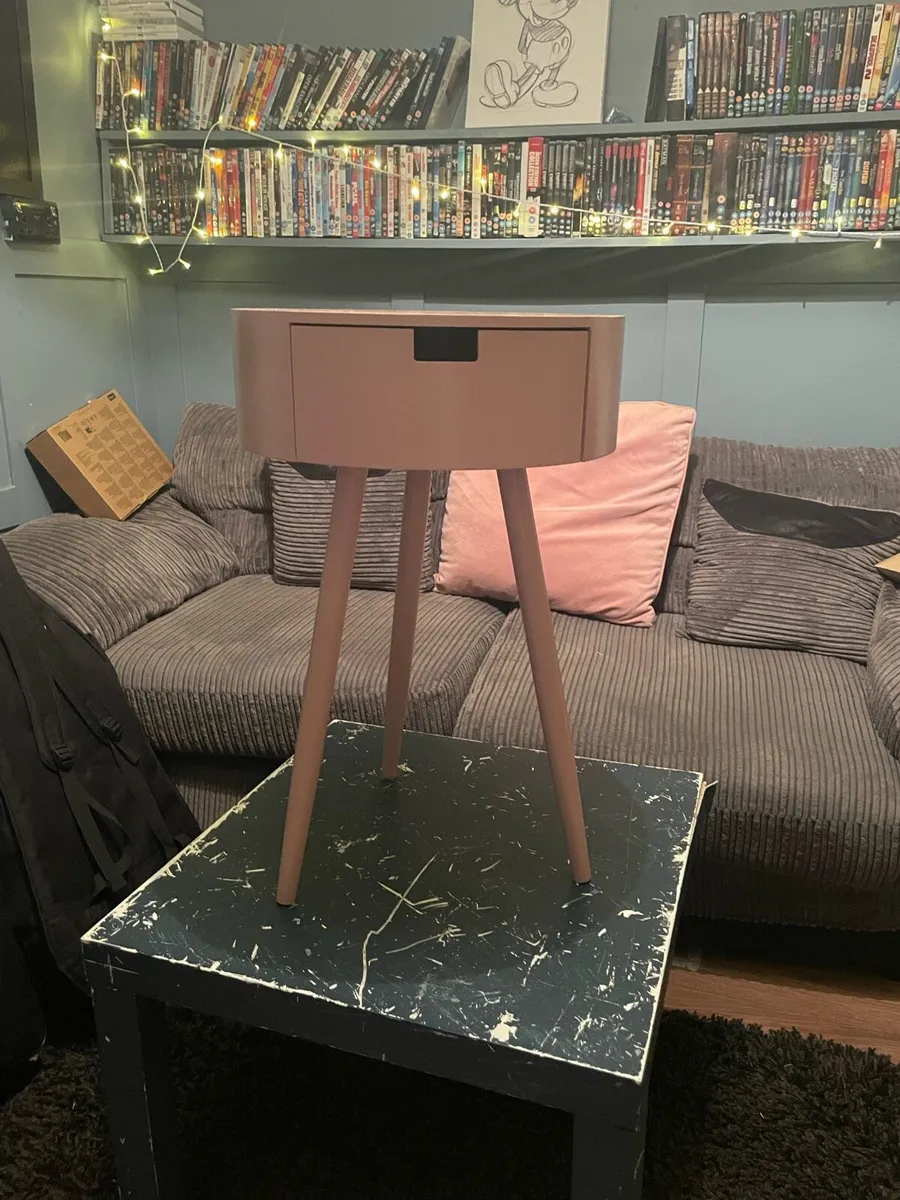 Pink Bed side Table droor - Image 1