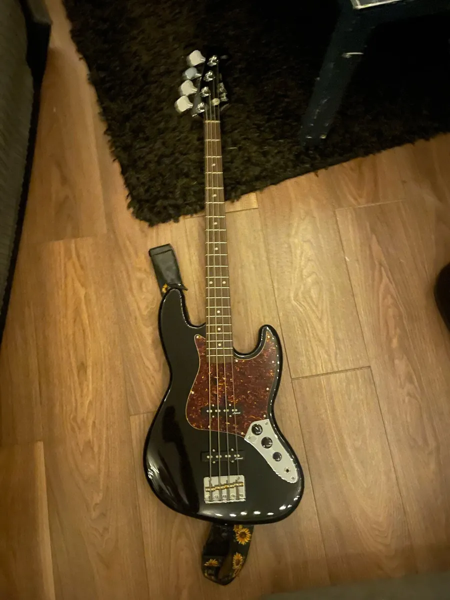 Bass Guitar (Used once) - Image 1