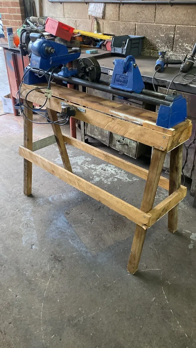 Record woodworking lathe with tooling. 240v - Image 4