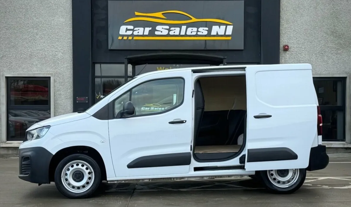 1.5 BlueHDi 1000 Professional Premium + Standard P - Image 4