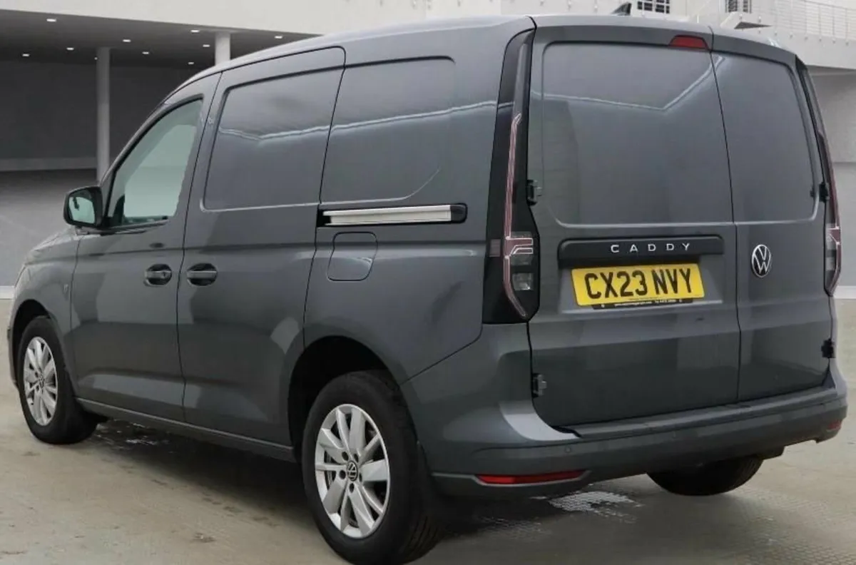 2.0 TDI C20 Commerce Pro Panel Van 5dr Diesel DSG - Image 3