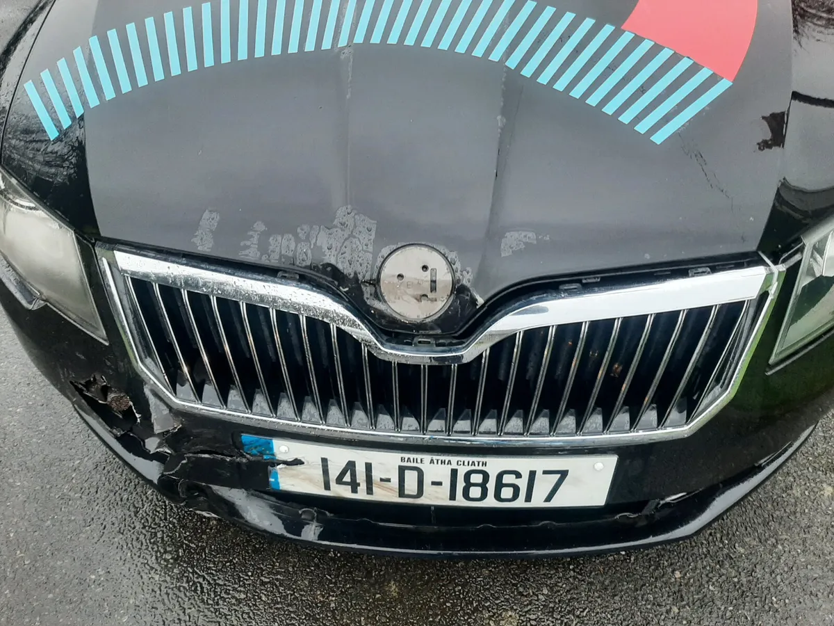 SKODA SUPERB 2014 2.0 TDI DSG AUTOMATIC - Image 3