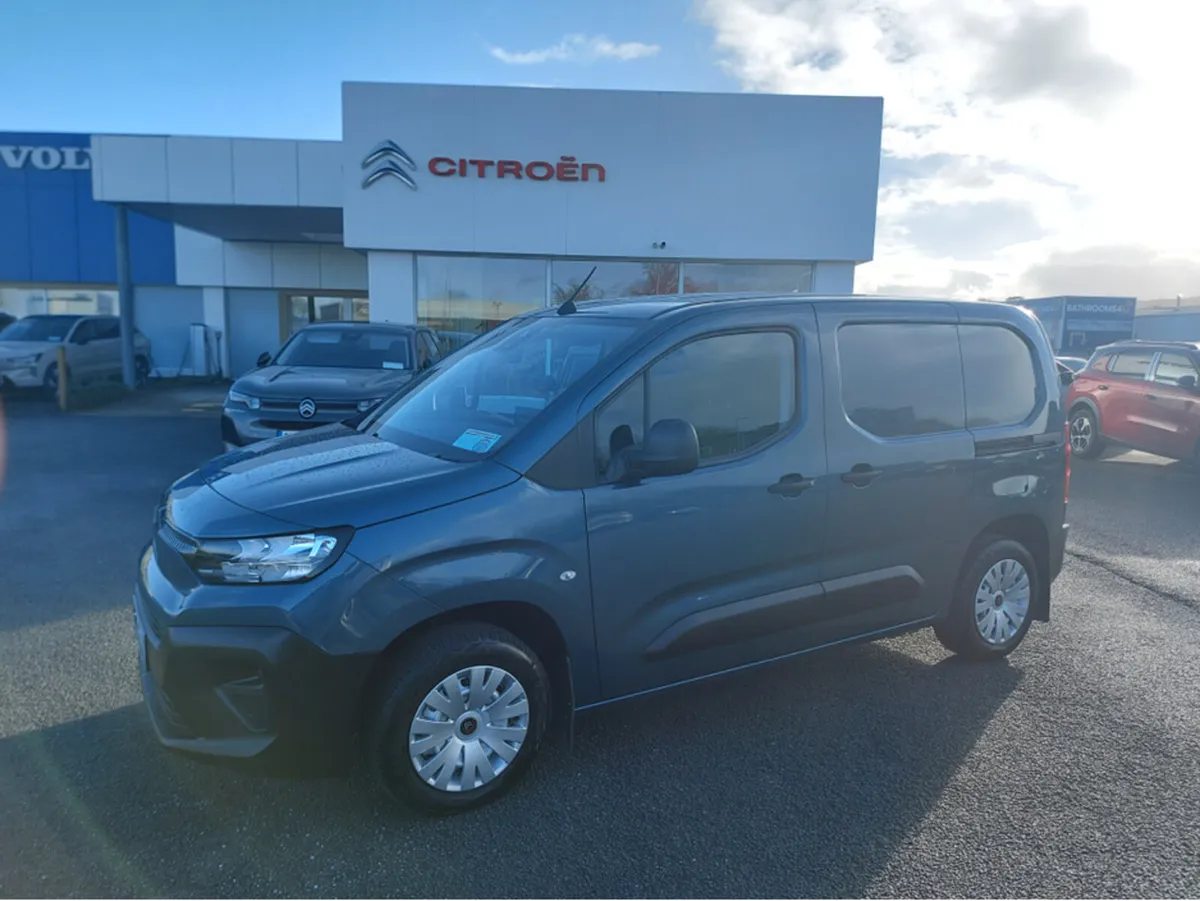 Citroen Berlingo LX PLUS BLUEHDI 100 MWB 650KG - Image 1
