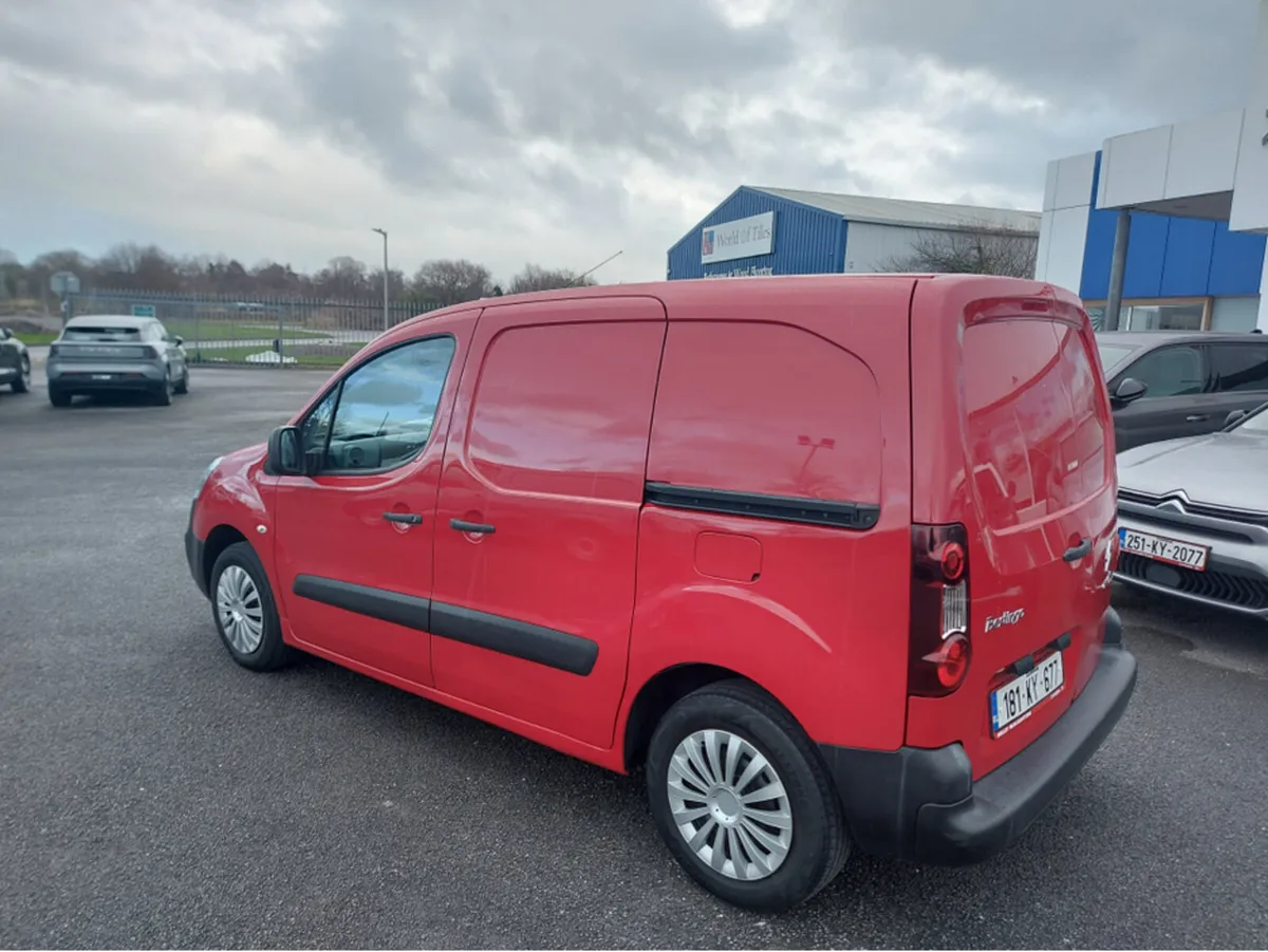 Citroen Berlingo LX BLUEHDI 75 625KG S SWB MY40 3 - Image 3