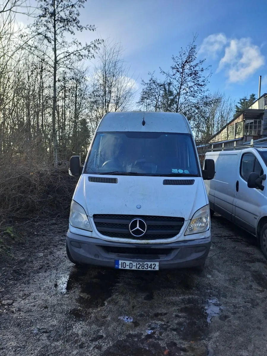 Mercedes-Benz Sprinter 2010 - Image 1