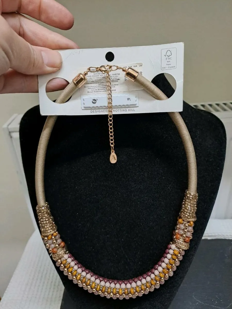 Accessorize London Statement Necklace - Image 4