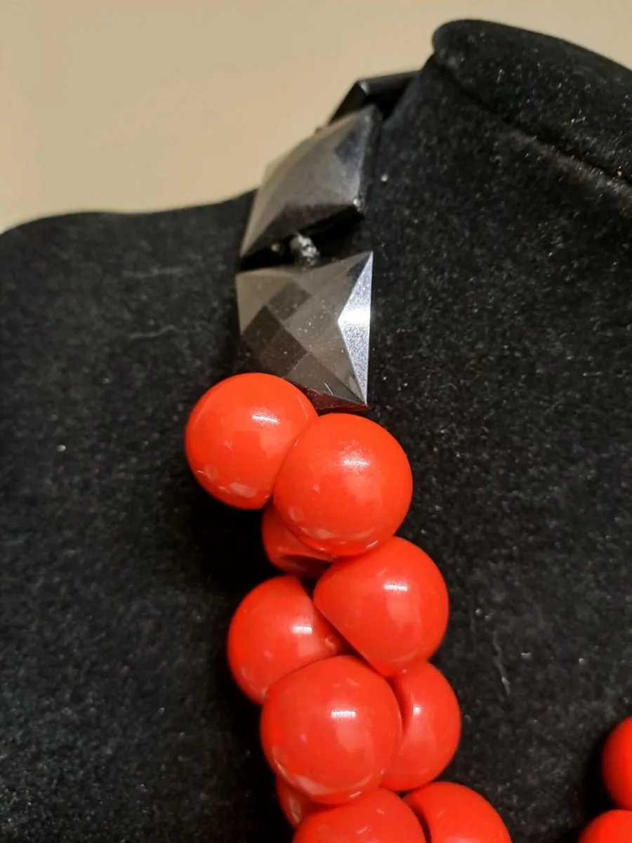 Bold Red & Black Statement Necklace - Image 2