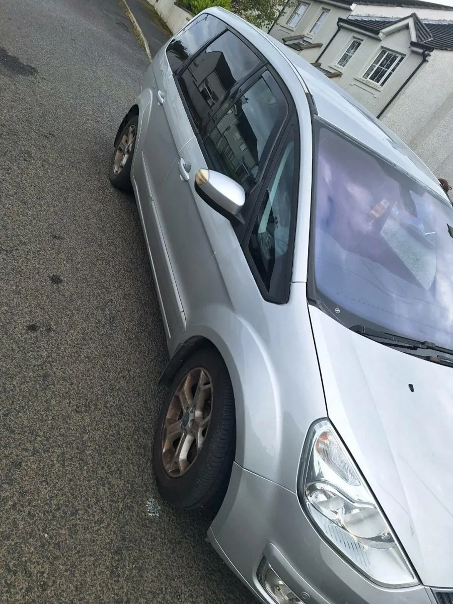 Ford Galaxy - Image 2