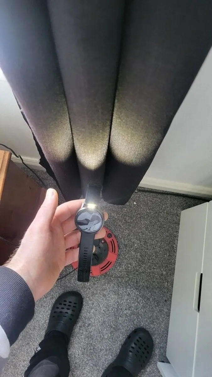 Garmin Venu 4 (45mm) Stainless Steel  LED Flashlight  Box & Amazon Receipt - Image 2