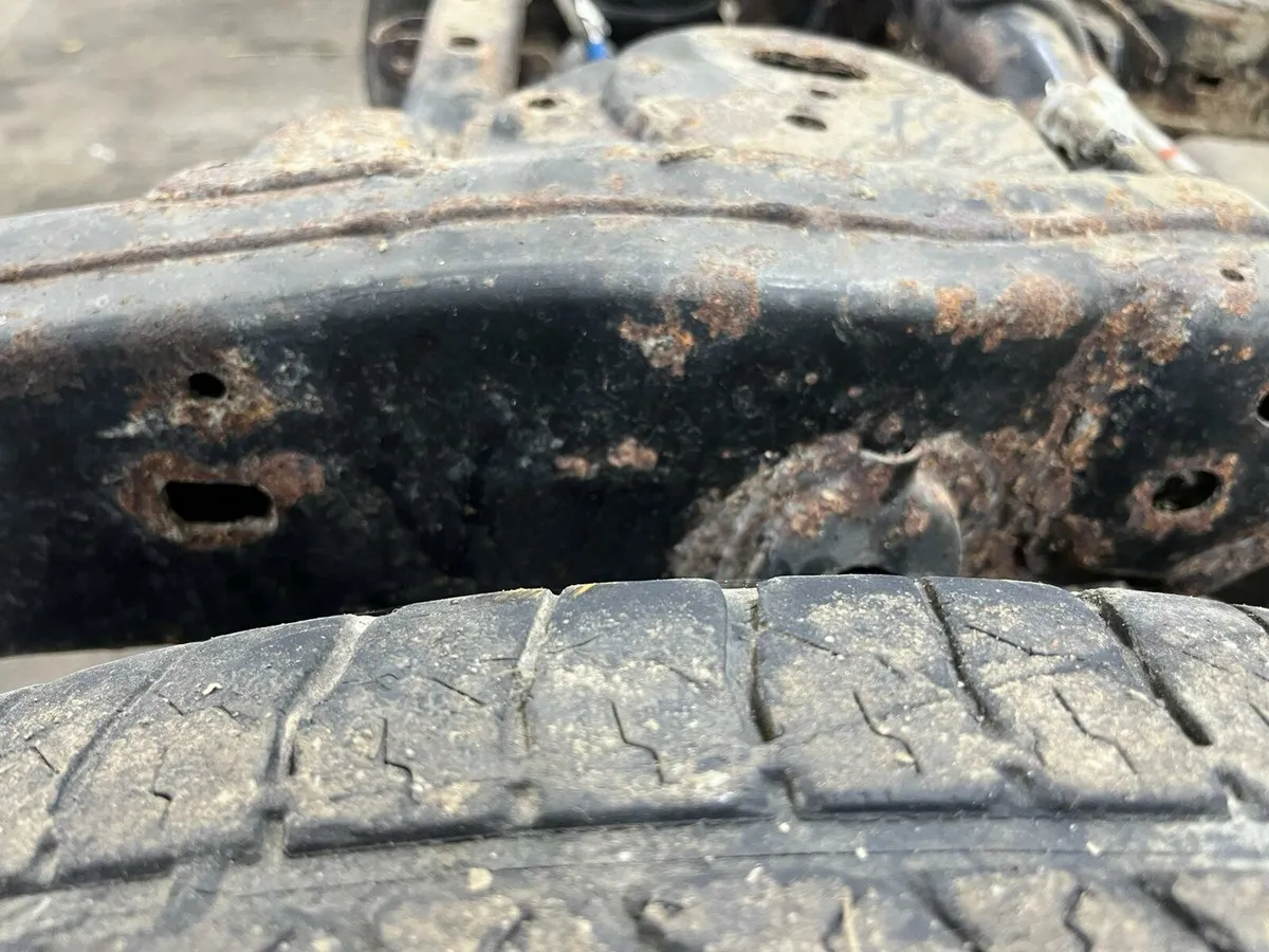 Lwb Landcruiser chassis - Image 2