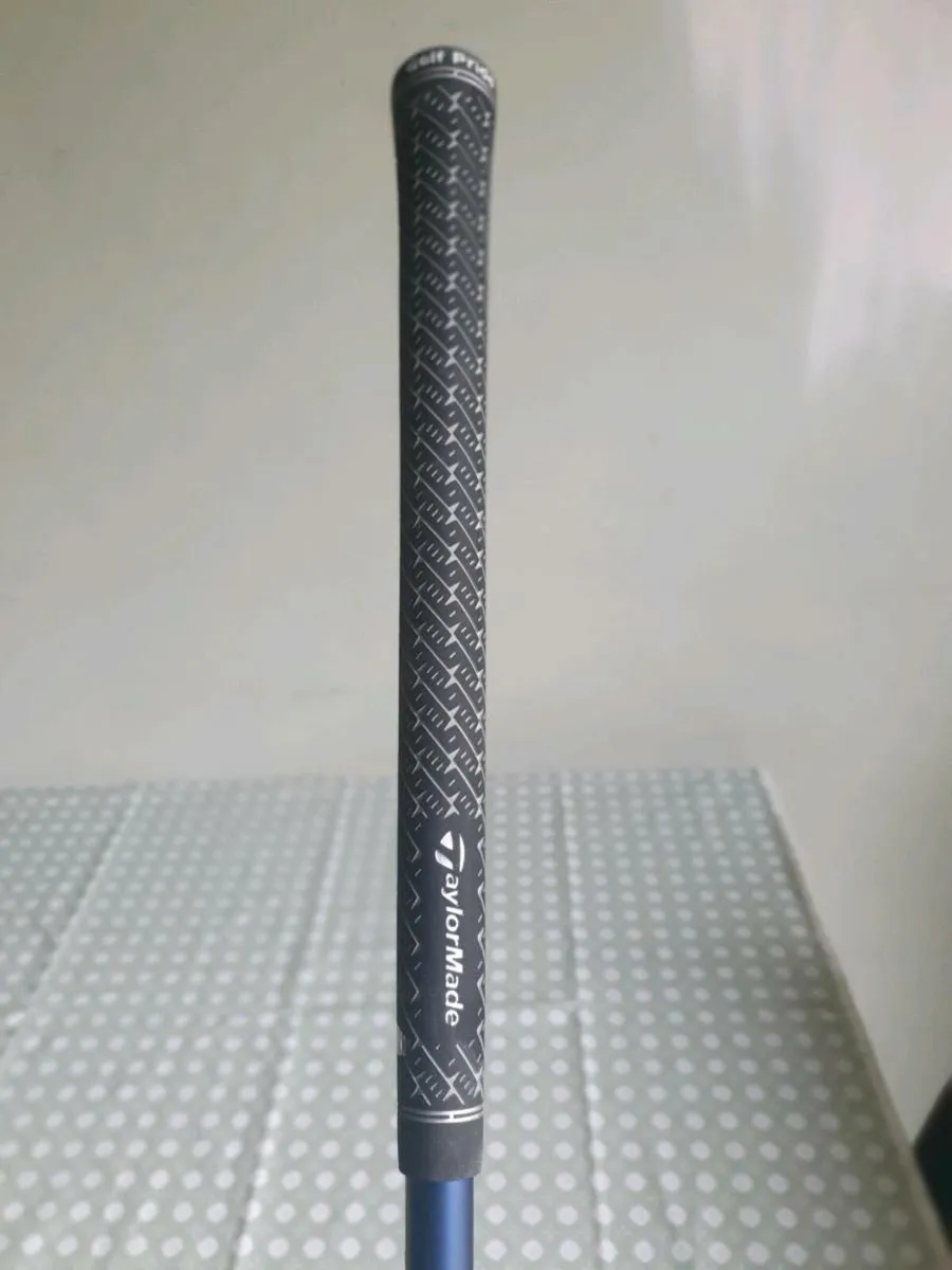 BRAND NEW TAYLORMADE QI35 3WOOD - Image 4