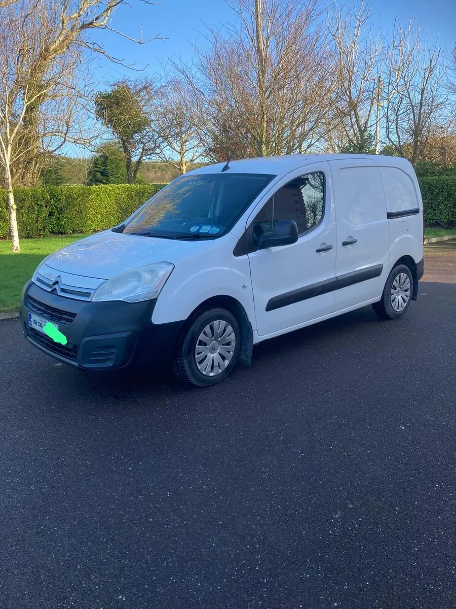 Citroen Berlingo 2019 - Image 2