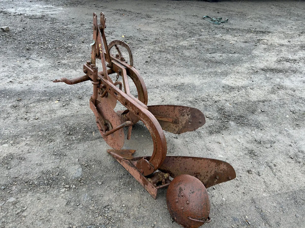 Ferguson 2 Furrow Plough - Image 2
