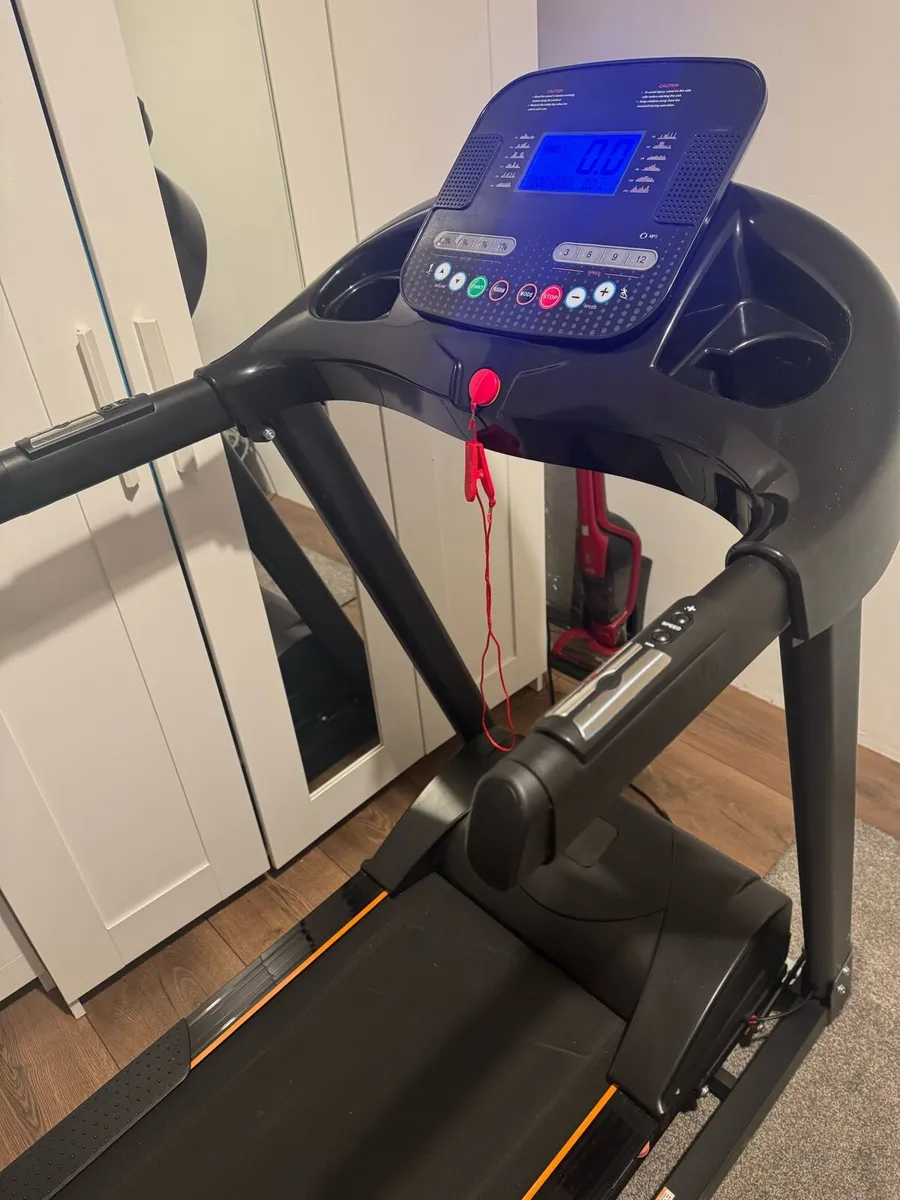 Treadmill - Image 1