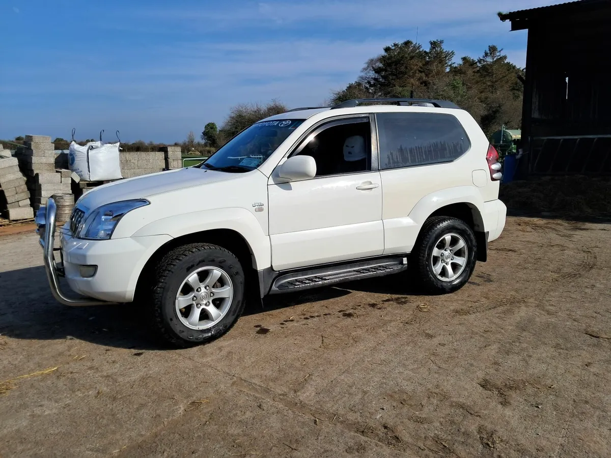 Toyota Land Cruiser 2007 - Image 3