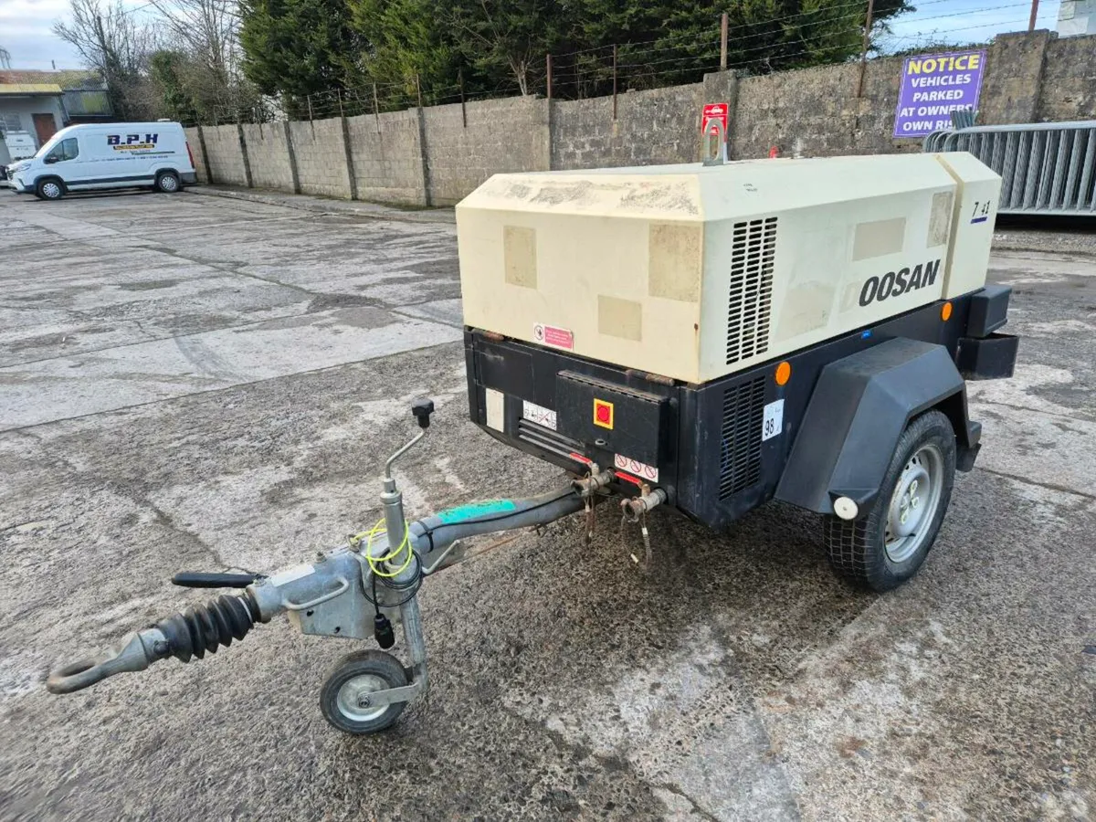 Doosan Air Compressor 7/41 (2017) - Image 4