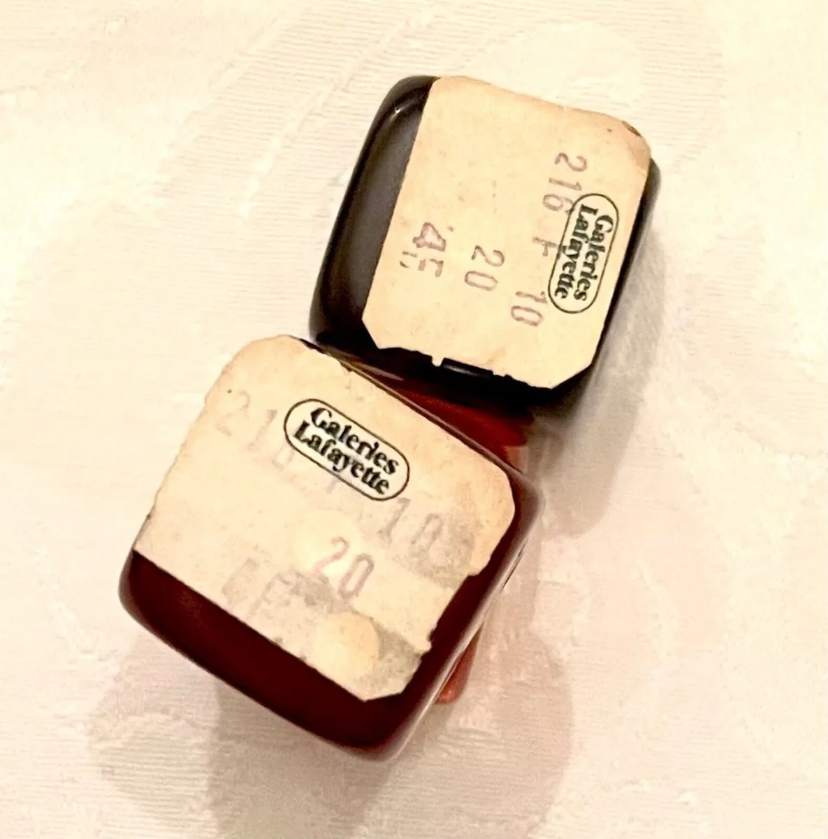 Bakelite dice original Lafayette stickers still on - Image 2