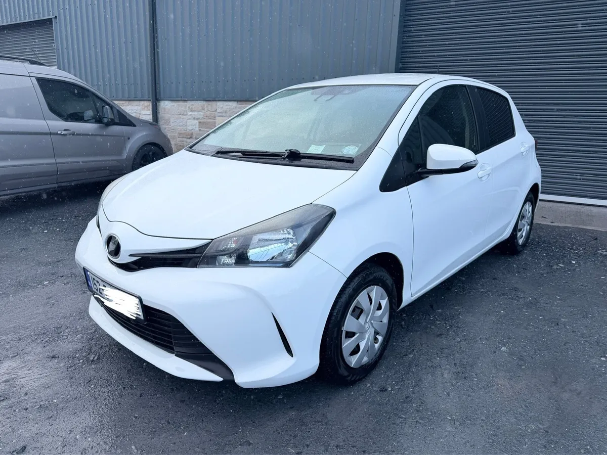 152’ Toyota Vitz 98KM AUTOMATIC - Image 1