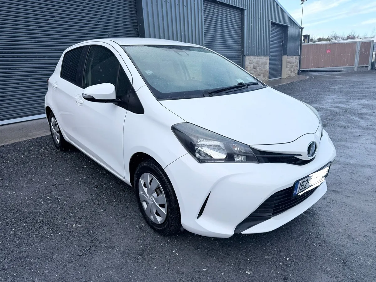 152’ Toyota Vitz 98KM AUTOMATIC - Image 2