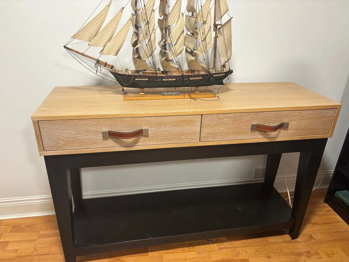 Console table - Image 2