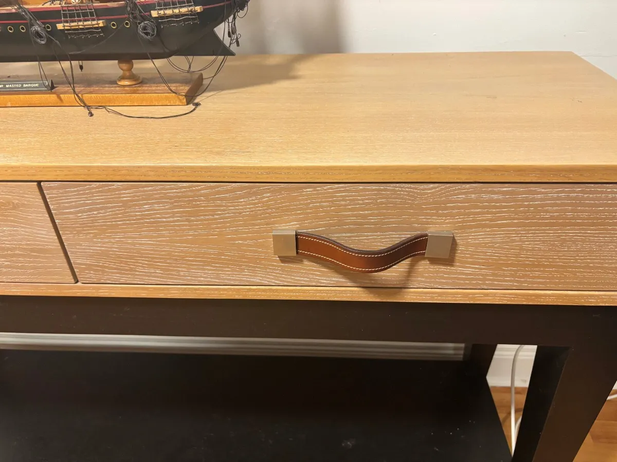 Console table - Image 3