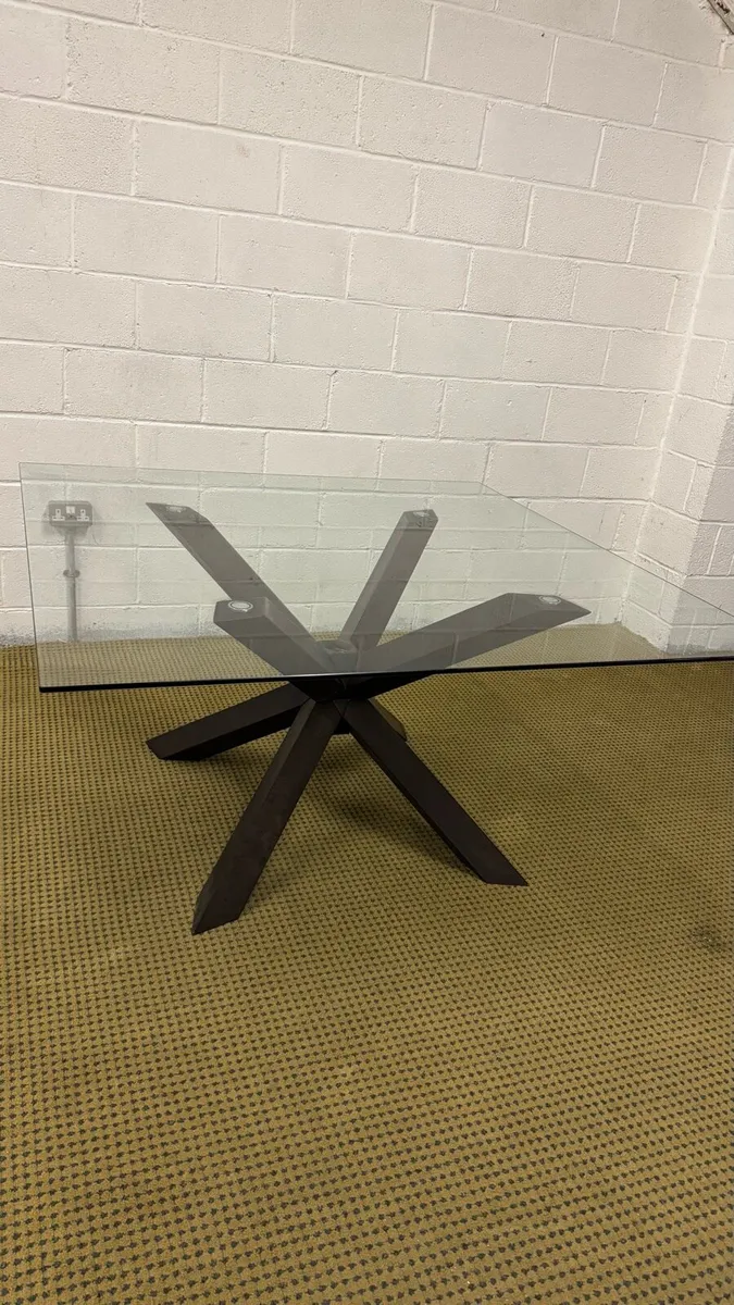 Dining glass table - Image 1