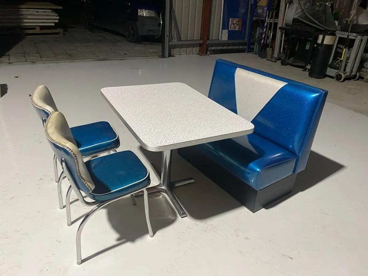 60's Diner set of tables and chairs - Image 2