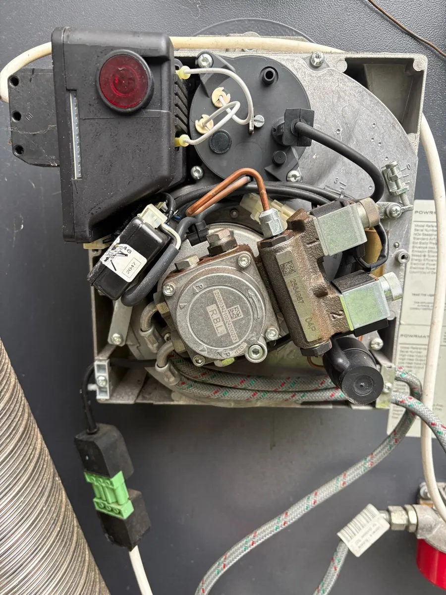 Oil heating system - Image 4