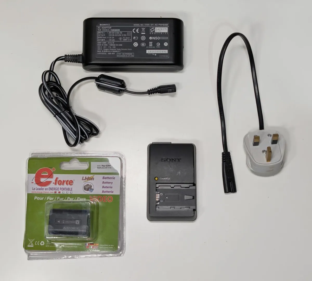 Sony VG10 Video Camera - Image 2