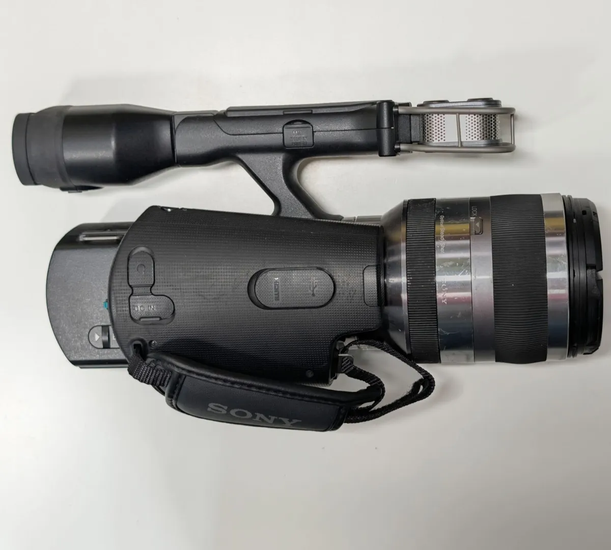 Sony VG10 Video Camera - Image 4