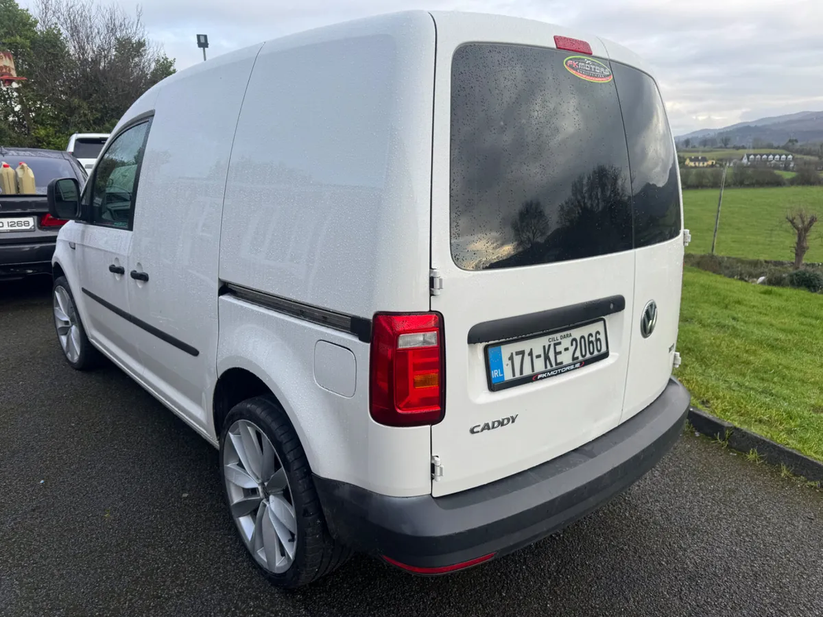 Volkswagen Caddy 2017 new doe - Image 2