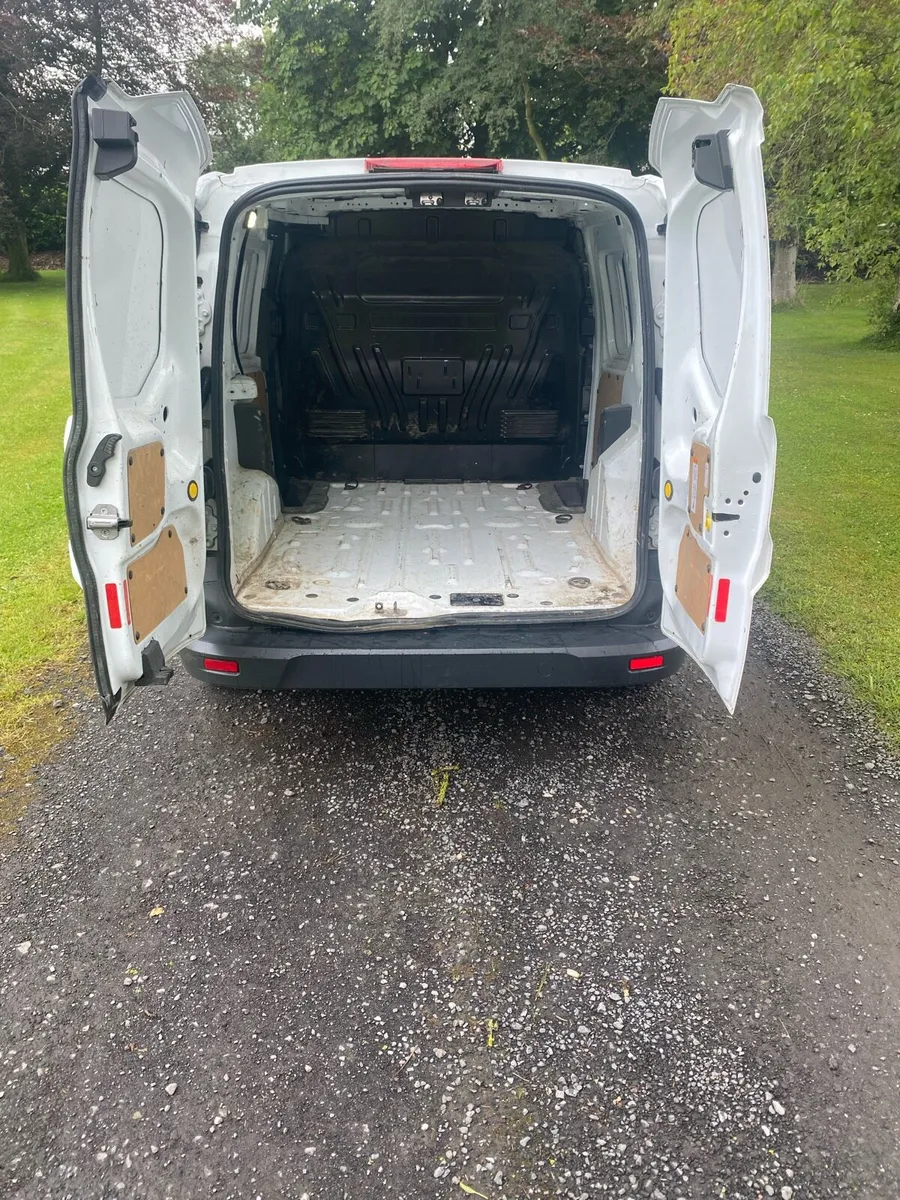 Ford transit connect - Image 3