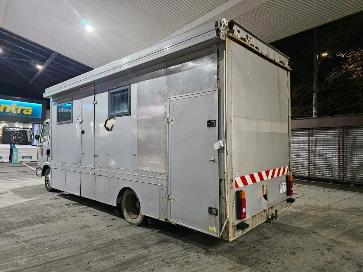 Leyland Daf 45 130 Turbo Camper - Image 2