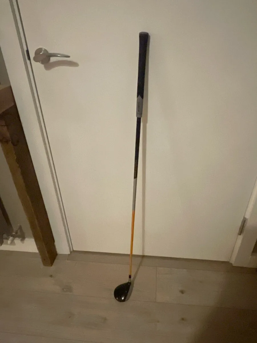 Golf- titleist fairway 3 wood - Image 2