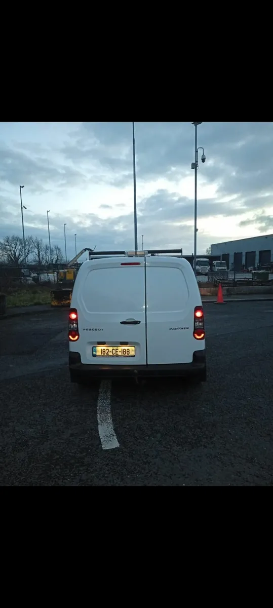 Peugeot Partner 2018 - Image 1