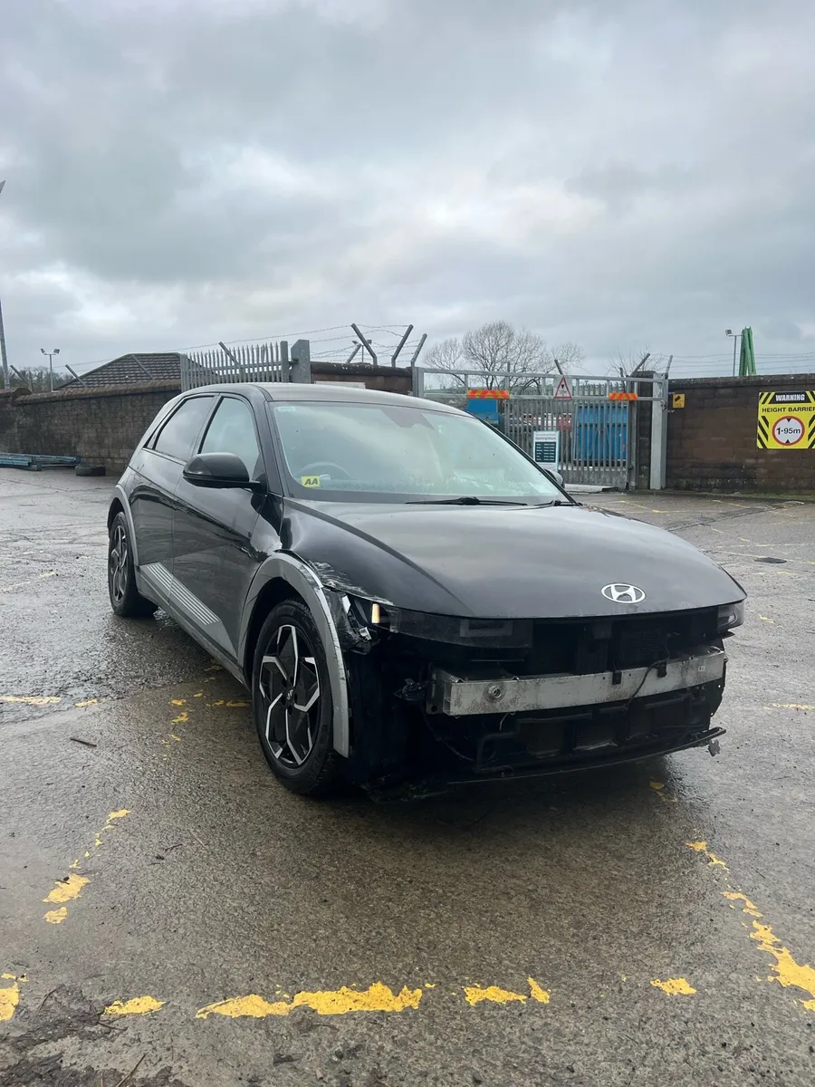 2023 HYUNDAI IONIQ5 PREMIUM 77KW. Damaged Salvage - Image 3