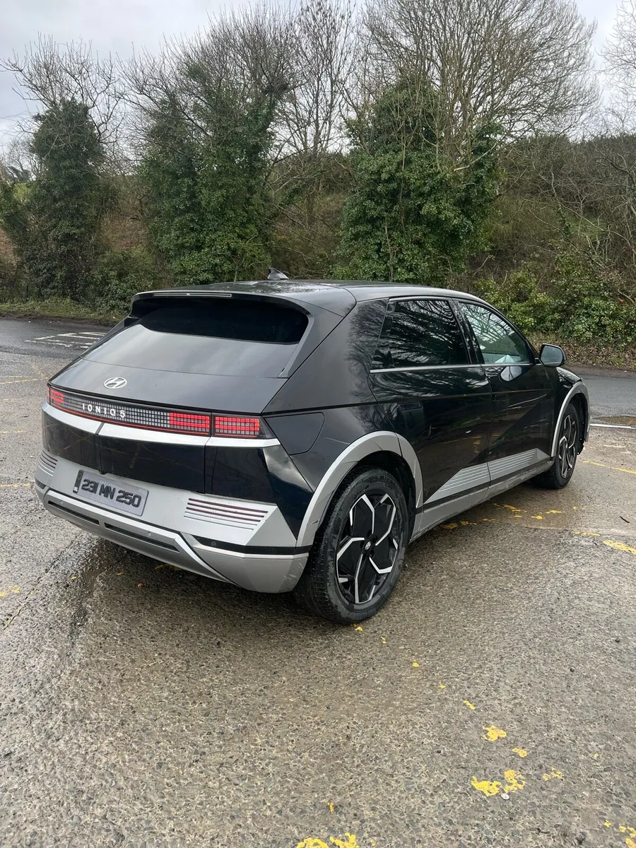 2023 HYUNDAI IONIQ5 PREMIUM 77KW. Damaged Salvage - Image 4