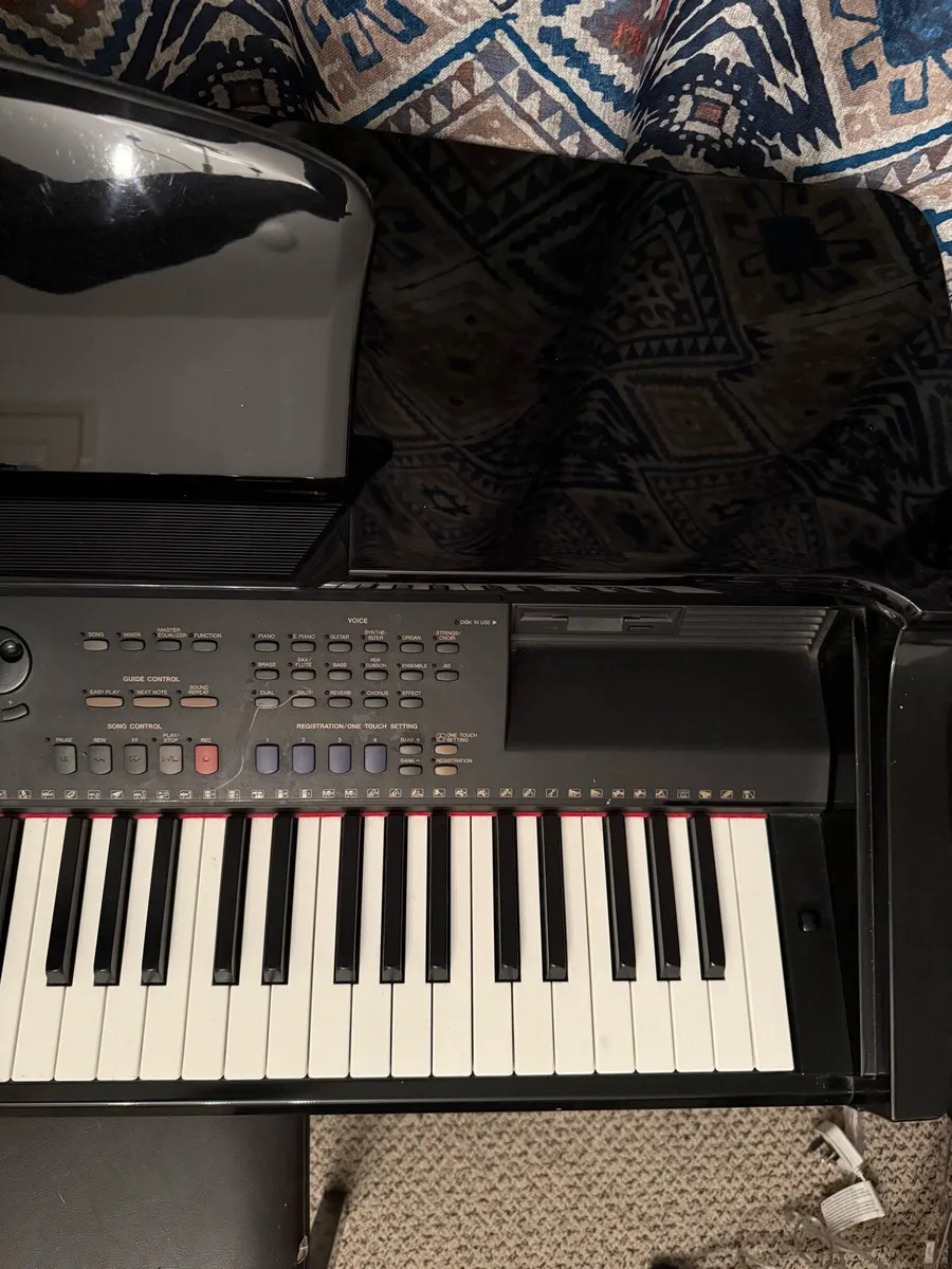 Yamaha cvp-109 Digital Piano - Image 3