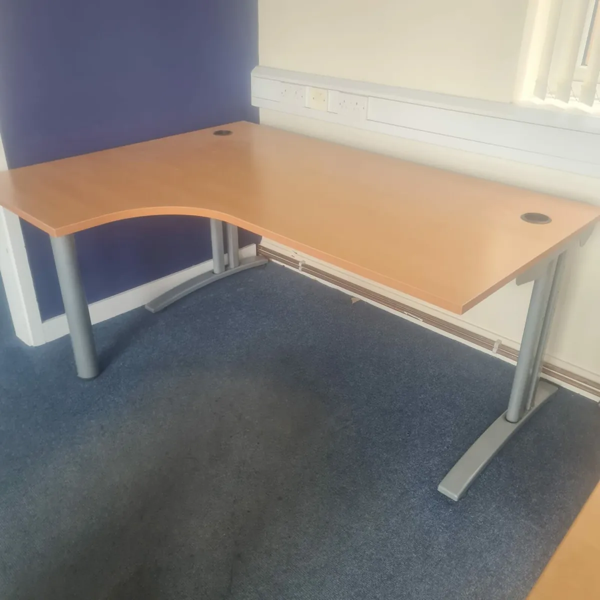 Beech managers corner office desks