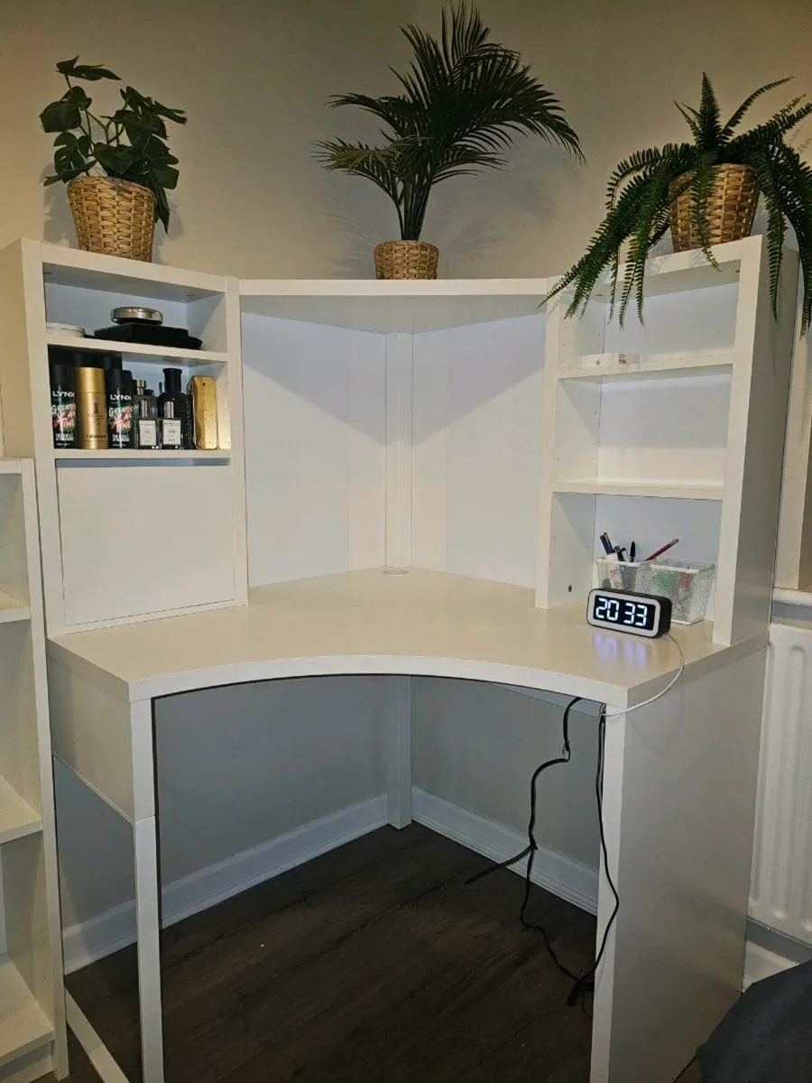 Corner Desk/ Workstation - Image 1